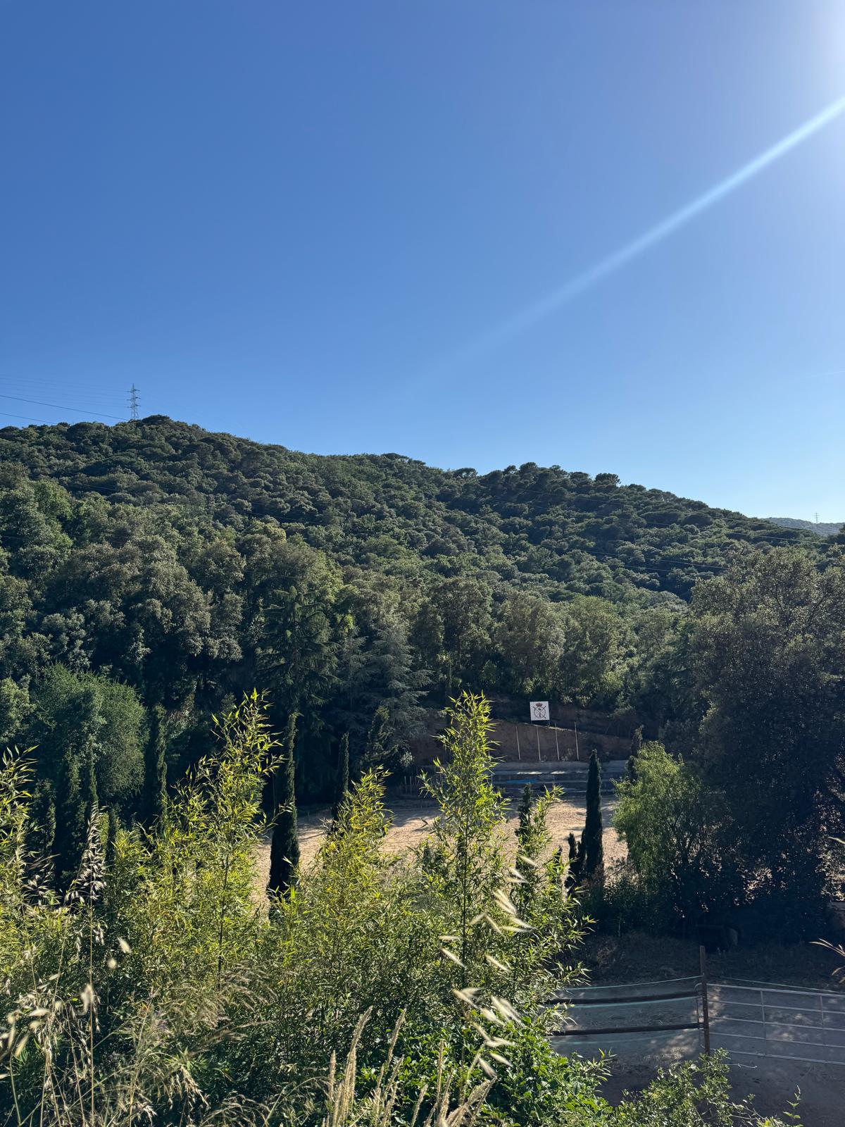 Vistas a la montaña desde el restaurante del Club Hípico Vallromanes